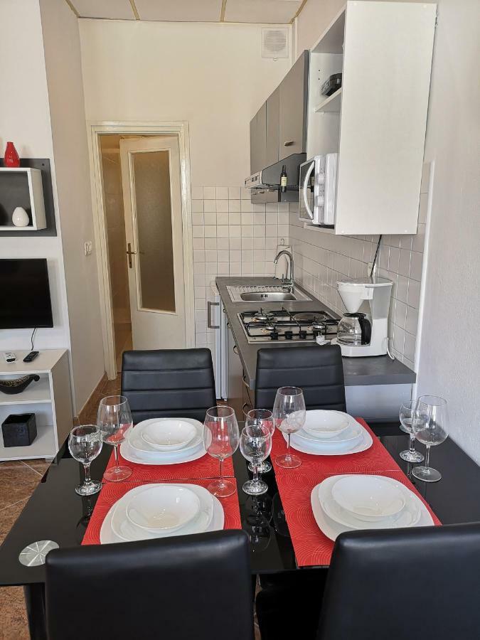 Studio Bi Apartamento Umago Exterior foto